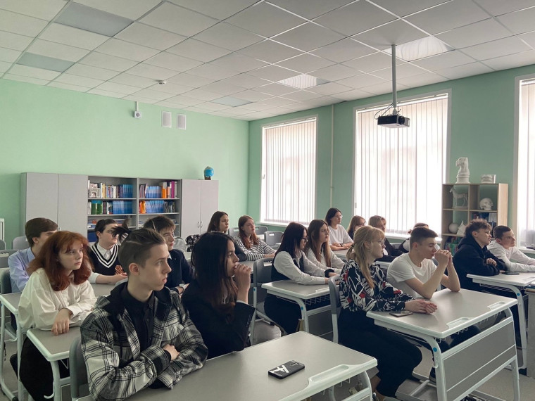 Пробую профессию в креативной сфере.